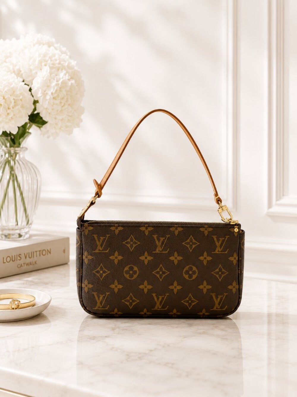 Authentic Louis Vuitton Pochette Accessoires Monogram Canvas Shoulder Bag - Picture 2 of 16